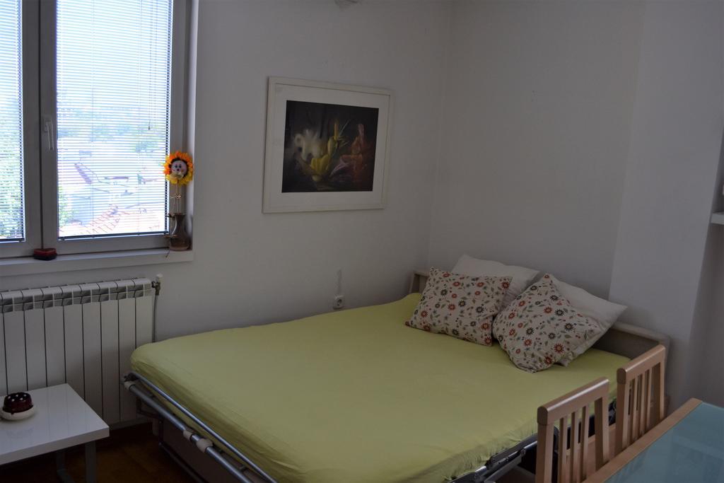 Luxury Apartment Near City Center Skopje Exteriör bild